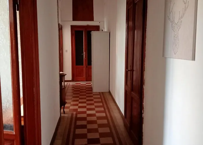 Meneghina House Apartment