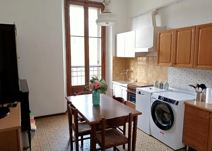 Meneghina House Apartment